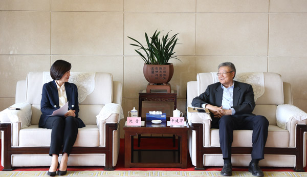 牛书记会见小图 牛书记会见小图
