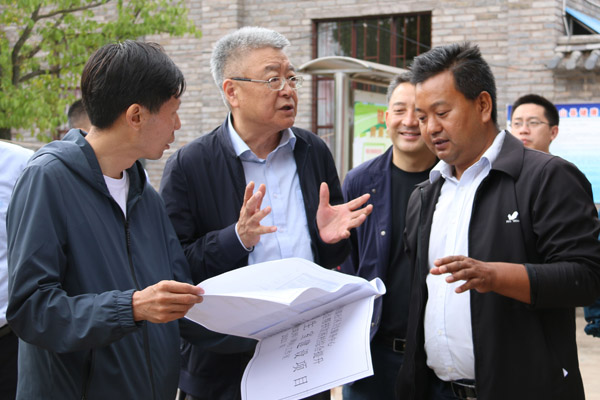 牛书记到云南1小图 牛书记到云南1小图
