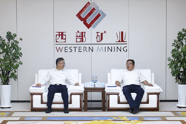 洽谈.jpg