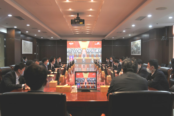 15.正元地信总部观看两会照片
